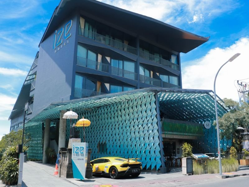 Khách sạn 4 sao Ize seminyak Bali